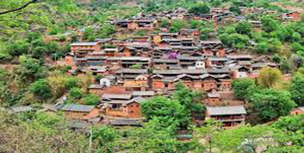 Nuodeng village in the hills - only accessible on foot